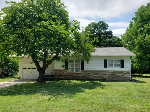 1408 N 4th Street, Monett, MO 65708