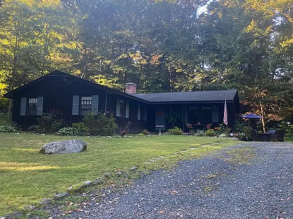 9 Shady Dell Ln, Somers, CT 06071