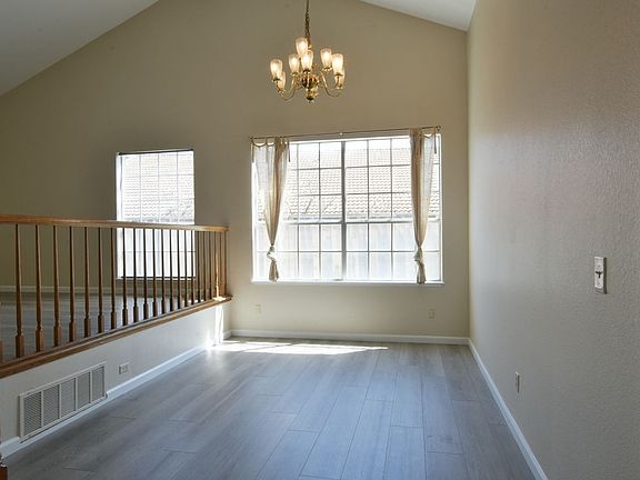 5th image of 803 Salt Lake Dr