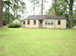 401 S Nelson St, Hahira, GA 31632