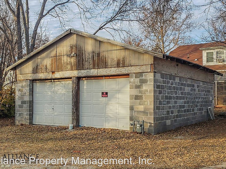2nd image of 813 Vattier St #5991197
