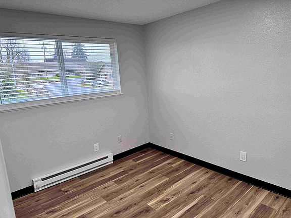 5th image of 1201 Leonard St APT 10