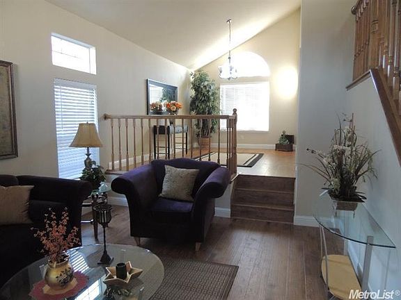 4th image of 8037 Quiet Knolls Dr