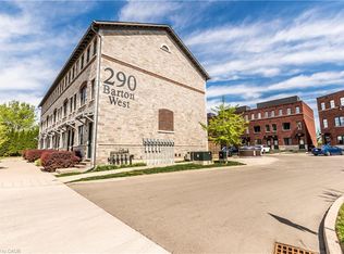 290 Barton St W #17, Hamilton, ON L8R3P3