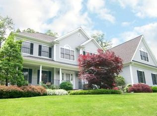 78 Old Trolley Rd, Ridgefield, CT 06877