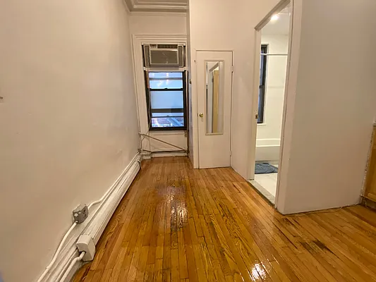Rented by One New York Realty Inc | media 6