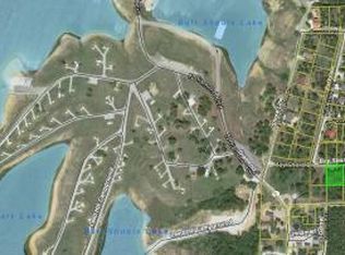 5 Bayshore Dr, Lead Hill, AR 72644