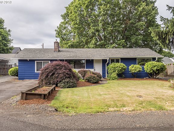 2nd image of 513 NE 88th St
