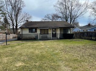 3403 Ralmark Ln, Glenview, IL 60026