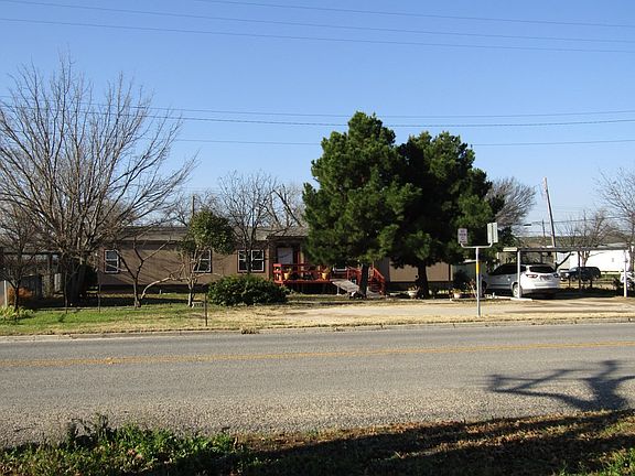 2nd image of 1008 S Crockett Ave