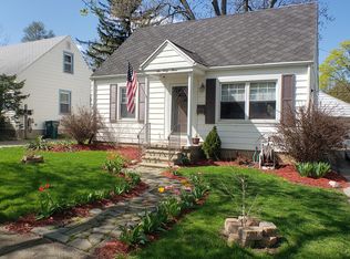 643 Hunter Blvd, Lansing, MI 48910