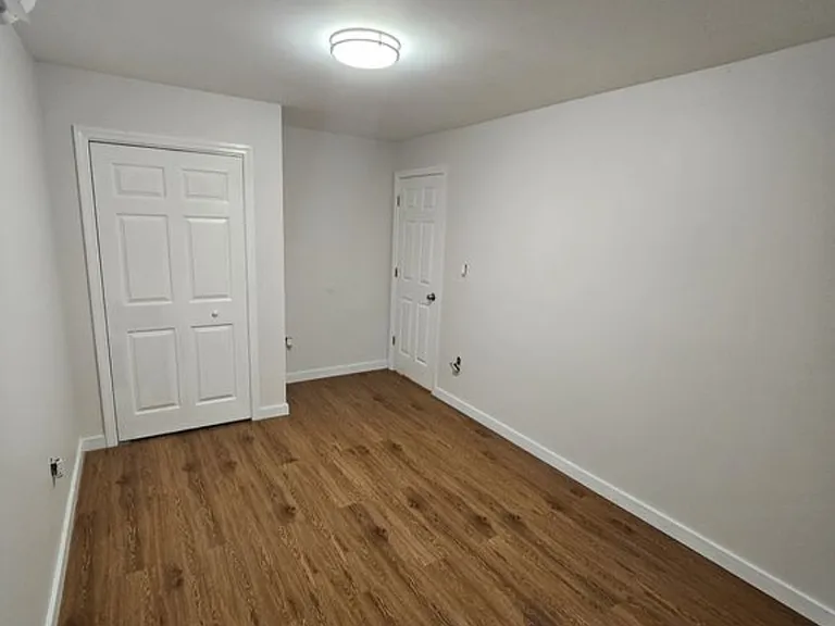 1273 Arnow Ave #2G — Photo 2