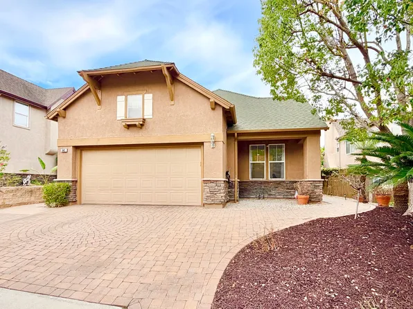 563 Poets Sq, Fallbrook, CA 92028