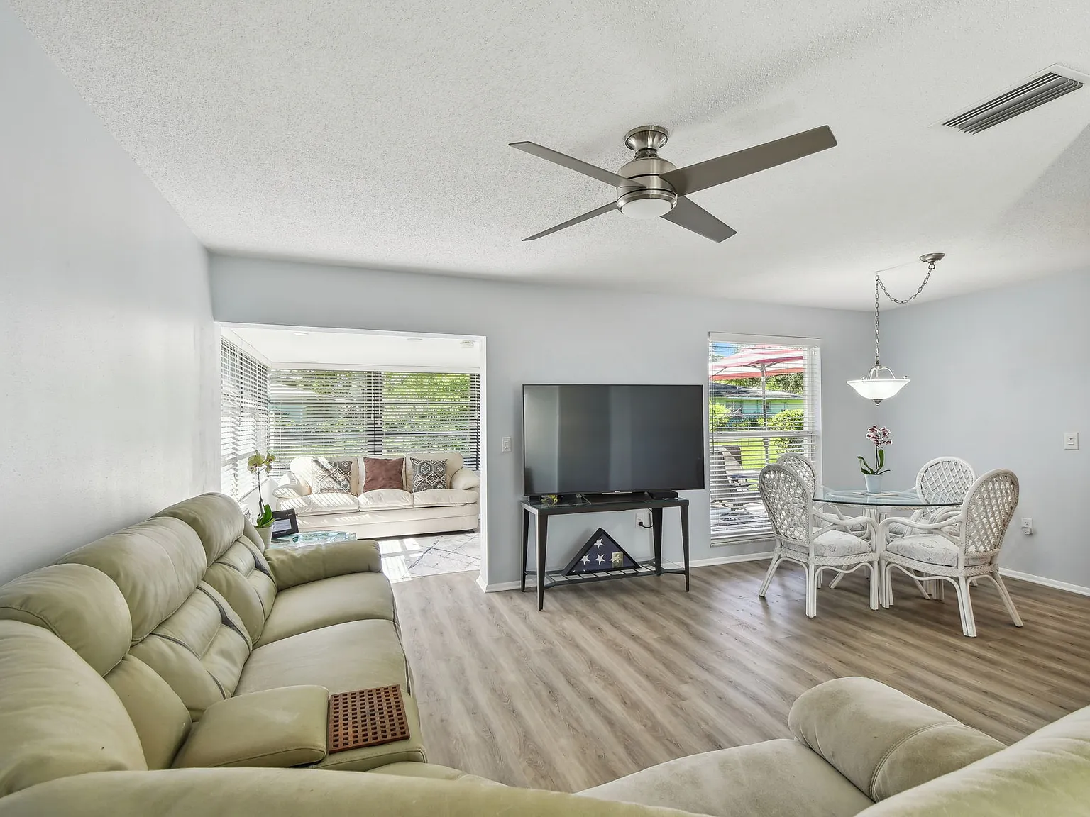 1 bed, 814 sqft, $1,850 — Photo 3