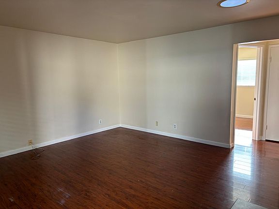4th image of 800 Sobrato Dr APT B