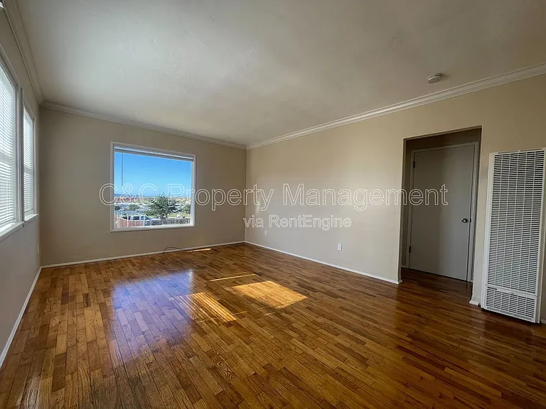 1234 Circle Ave #B — Photo 13