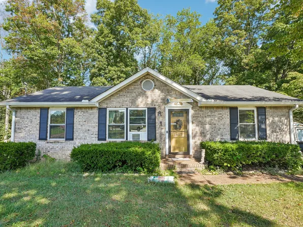 1807 Winding Way Dr, White House, TN 37188
