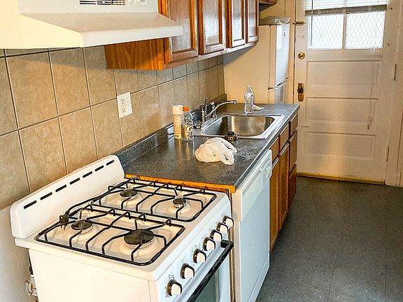 5th image of 4625 N Winchester Ave #4629-116