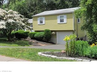 200 Rolling Hill Ln, Southington, CT 06489