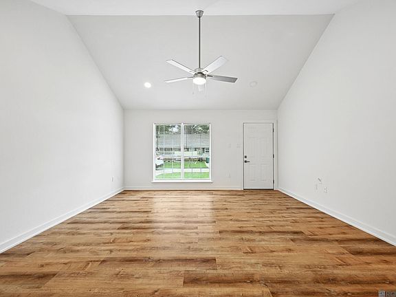 3rd image of 30679 Bill Martin Ln
