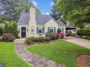 5011 Hollywood Rd, College Park, MD 20740