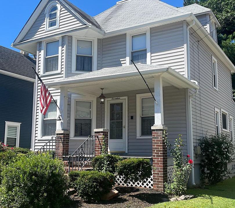 1st image of 17 Harvard Ave