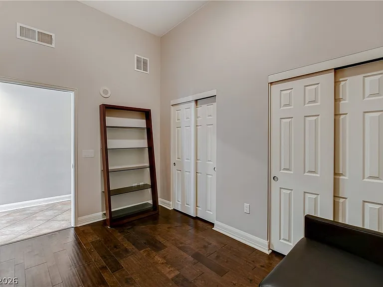 150 Las Vegas Blvd #1205 — Photo 31
