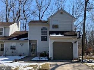 5 Spruce Rd, East Windsor, NJ 08520