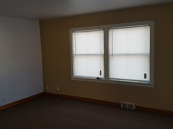 2nd image of 500 Englewood Ave