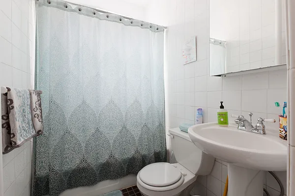 Rented by Berman Realty | media 35