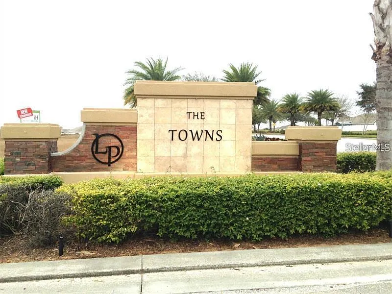 2 bed, 2.0 bath, 1076 sqft, $1,500 — Photo 2