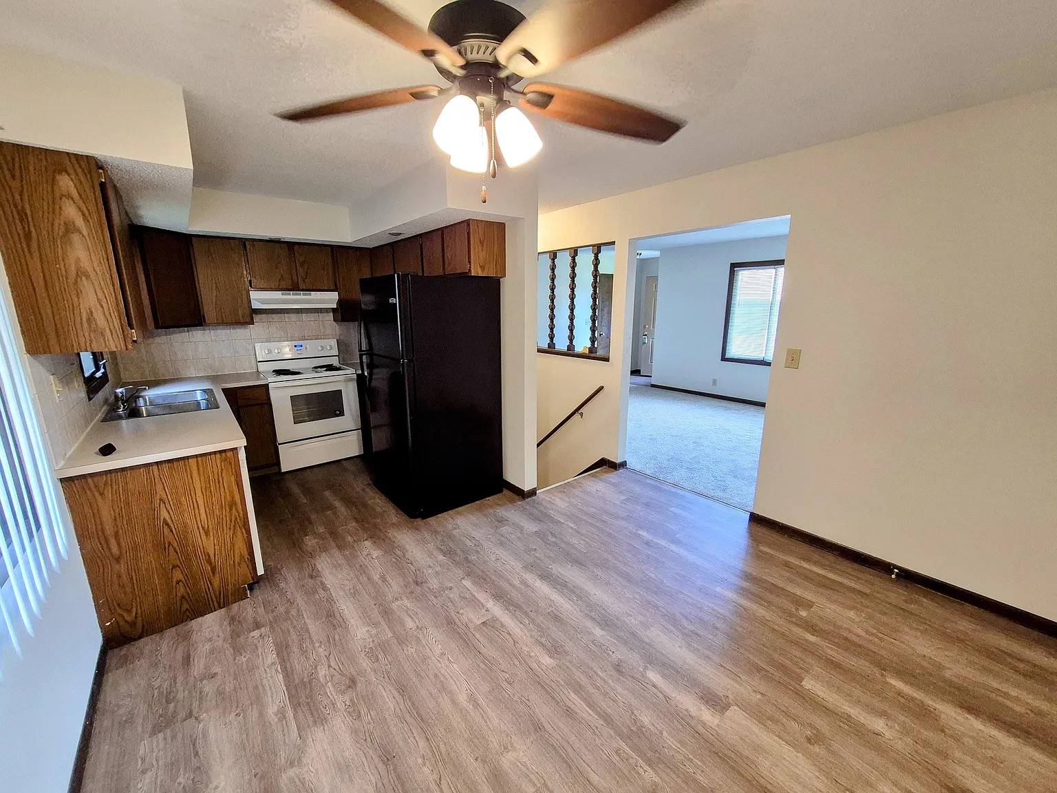3 bed, 1250 sqft, $1,700 — Photo 4