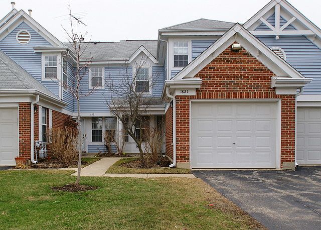 1st image of 1821 Quaker Hollow Ln