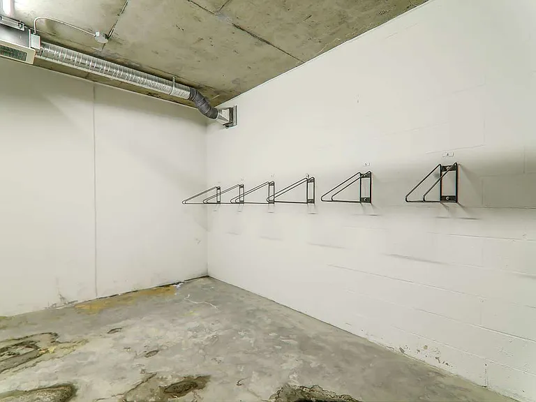 1045 Austin Ave #220 — Photo 44
