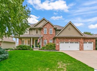 15952 Bauman Ave, Omaha, NE 68116