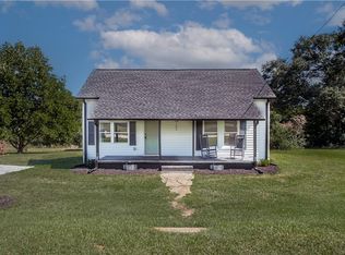 105 E Beattie St, Liberty, SC 29657