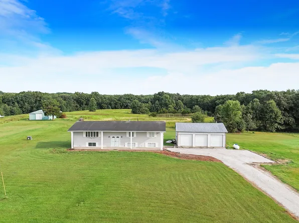 3189 State Highway Yy, Moberly, MO 65270