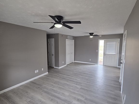 3rd image of 5929 S Glenda Ct