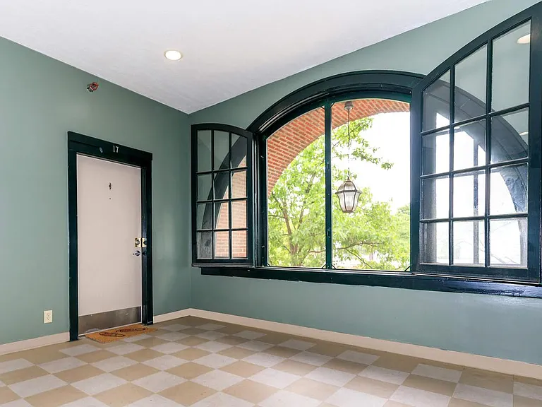 Armory Loft — Photo 13