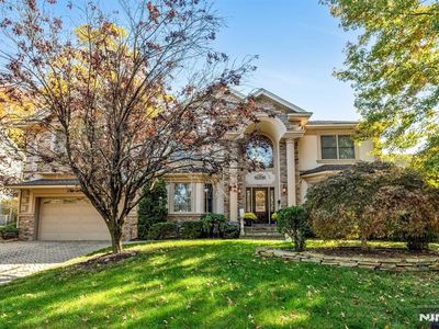 286 Gorden Dr, Paramus, NJ, 07652