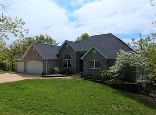 33 Rockwood Forest Valley, Wildwood, MO