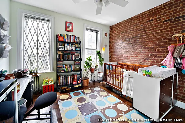 Sold by Eastpointe Residential Inc | media 9