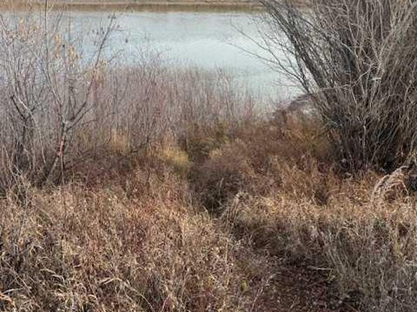 670 Center St, Empress, AB T0J 1E0