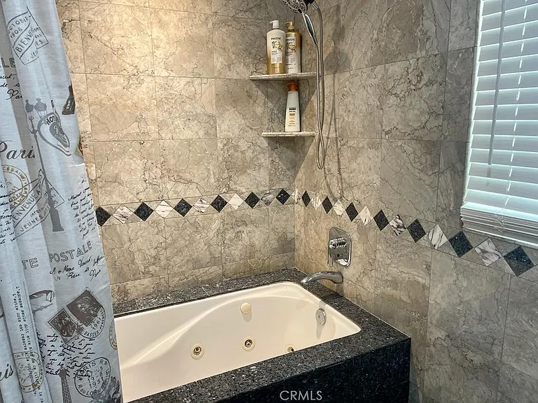 1308 Benedict Dr — Photo 14