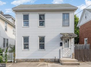 29 E Keller St, Mechanicsburg, PA 17055