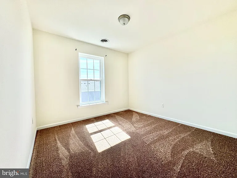 76 Filbert Dr — Photo 15