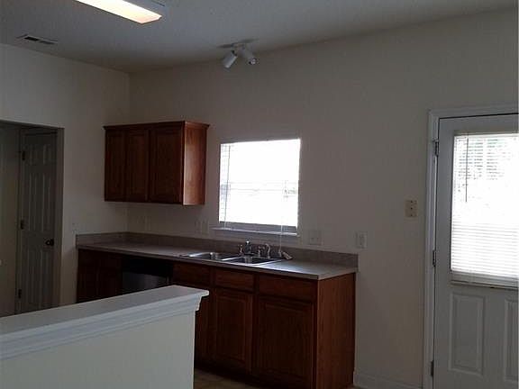 5th image of 136 Farm Springs Dr #145
