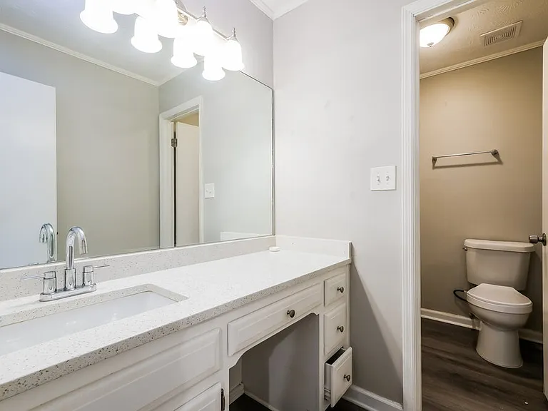5503 Springwood Ln — Photo 11