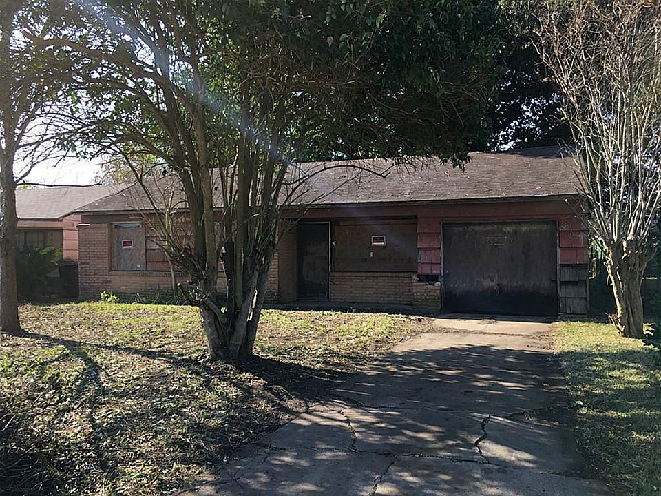 1st image of 9422 Sierra Dr