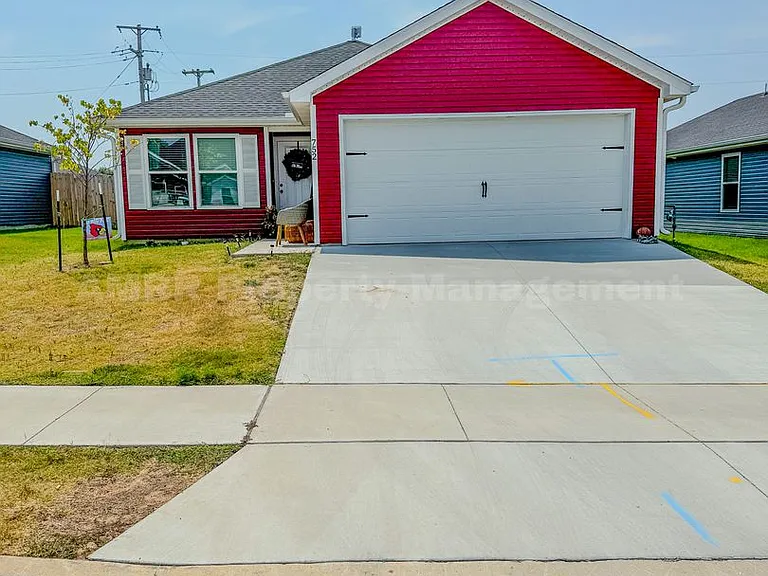 752 Short Leaf Ln — Photo 21